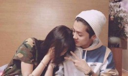 鹿晗关晓彤娱乐圈吃瓜,揭秘明星恋情背后的真相